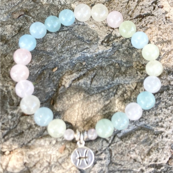 Pisces ♓️ Morganite Zodiac Bracelet - Picture 2 of 8